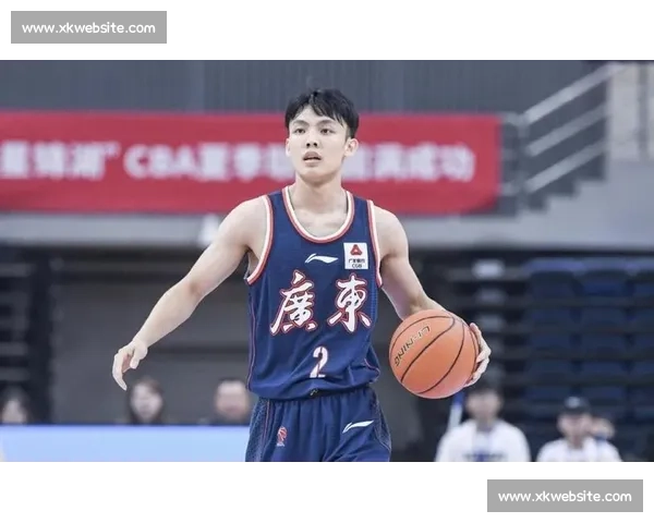 巨星闪耀J联赛，最后的冲刺，谁将捧起金杯