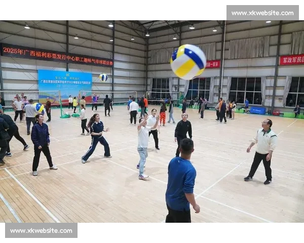 意外！比赛直播中发生惊险一幕，排球健儿展现惊人体魄！